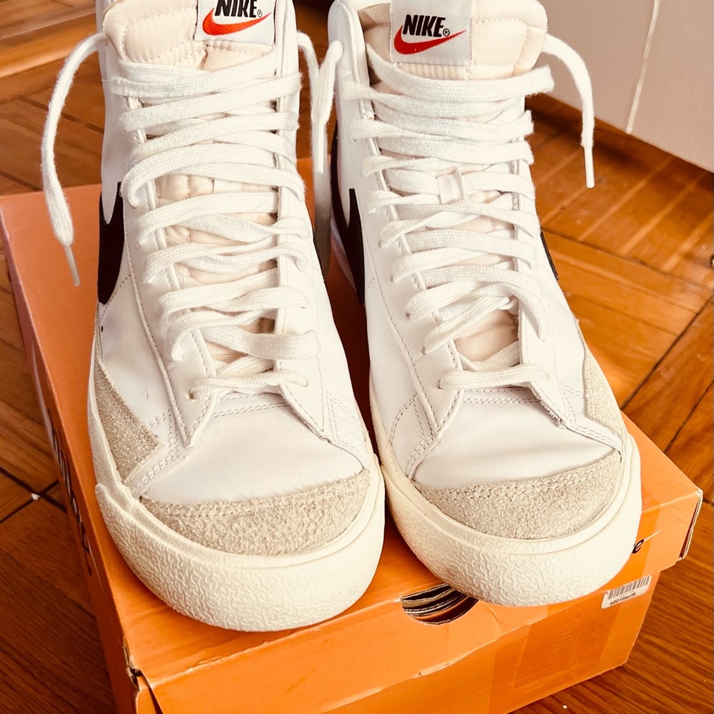 Nike High-Top Sneakers in White and Beige